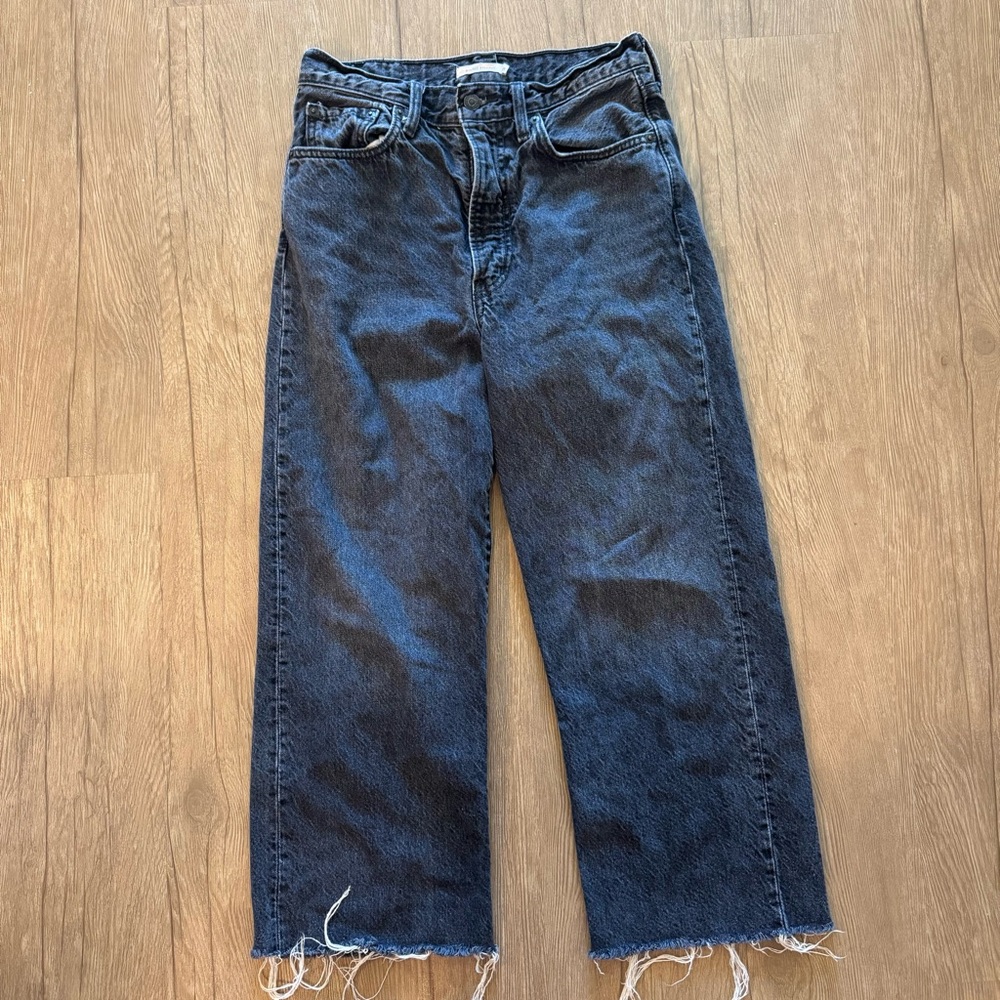 Levi's Women's Dark Gray Raw Hem Straight Leg Jeans